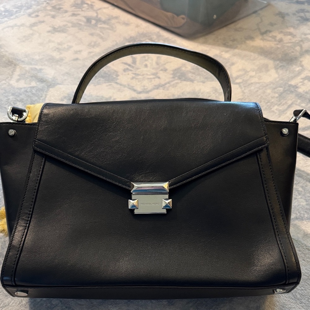 Michael Kors black purse, crossbody